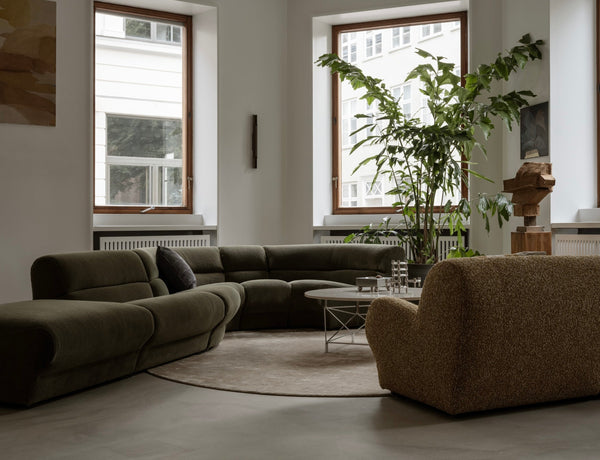 How to Choose the Right Sofa Size for Your Room