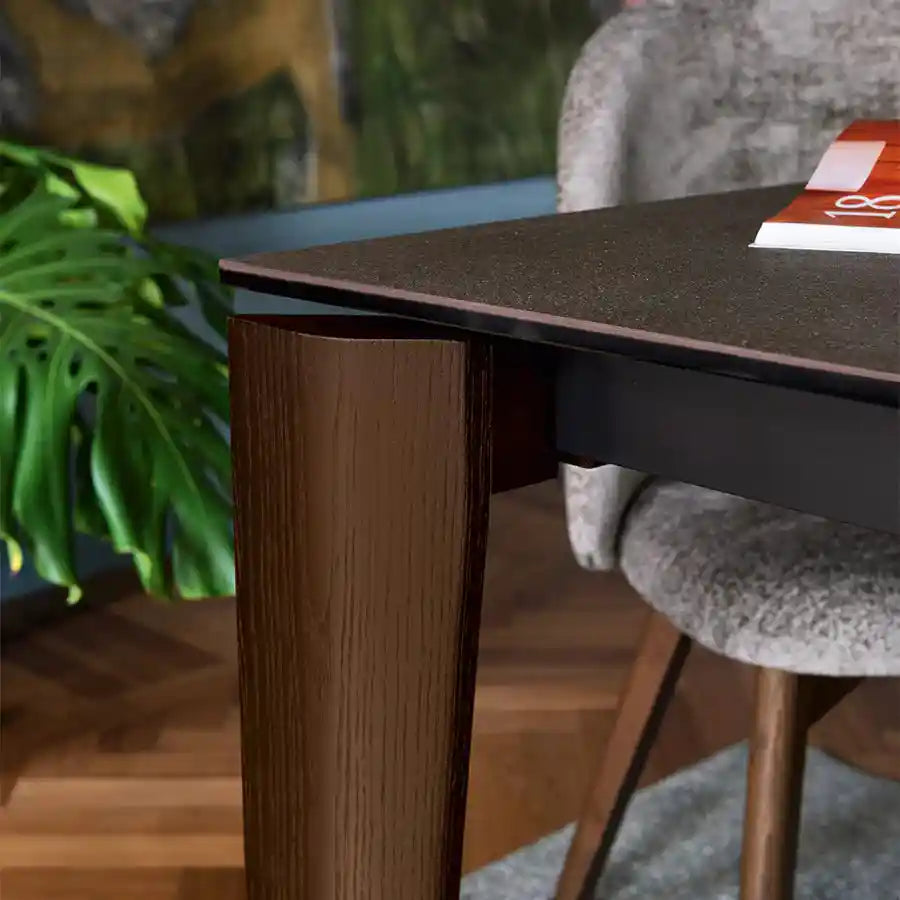 CB4857 Band Extending Table - Connubia