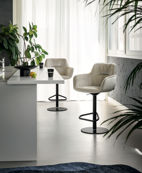 CS2230 Cocoon Adjustable Height Counter Stool - Calligaris