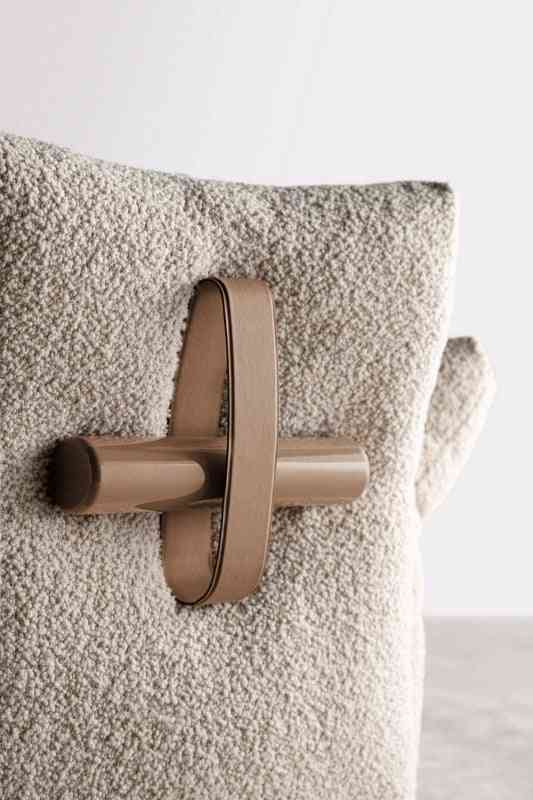 Plus Sofa - Art Nova