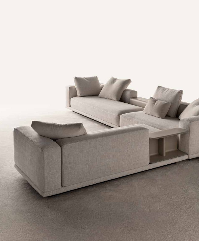 Skyline Sofa by Art Nova