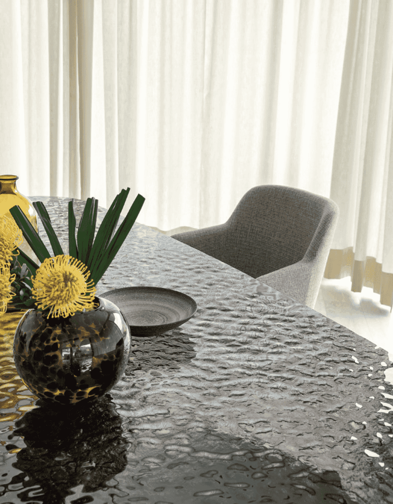 CS4141 Seashell 118" Elliptical Dining Table - Calligaris