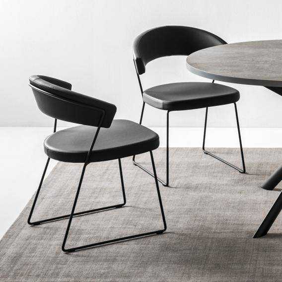 CB1022 New York Chair - Trade Source Furniture