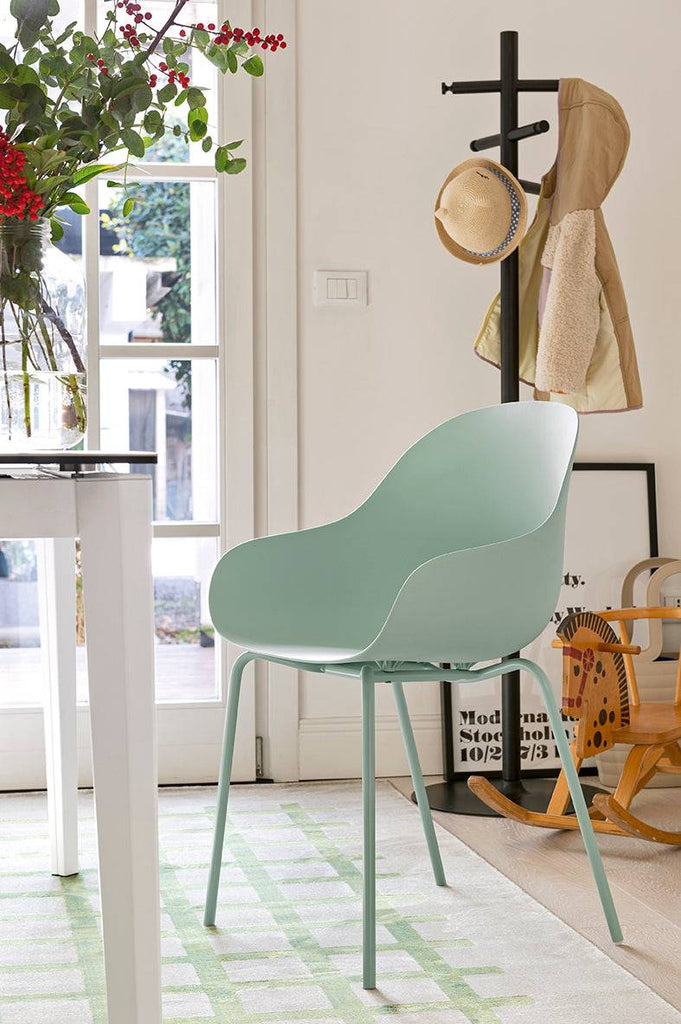 CB2137 Academy Arm Chair with Metal Legs - Connubia