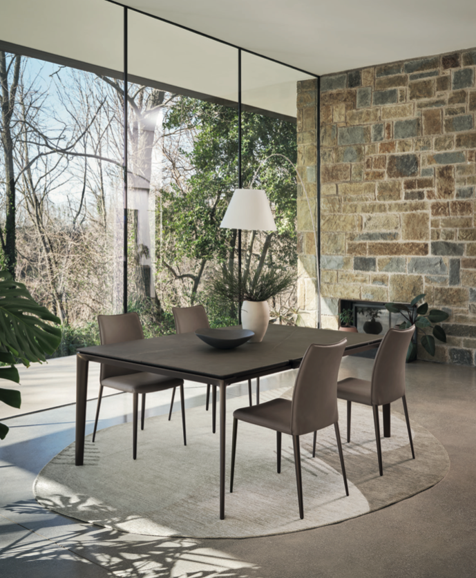 CS4152 Boma Extending Dining Table