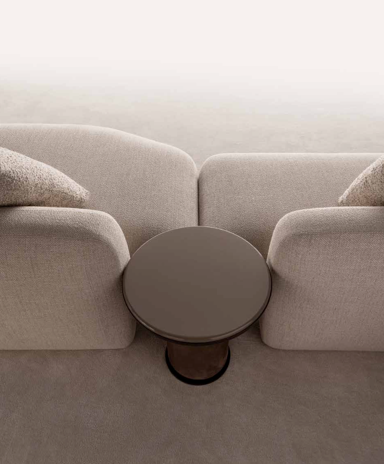 Kintai Sofa by Art Nova