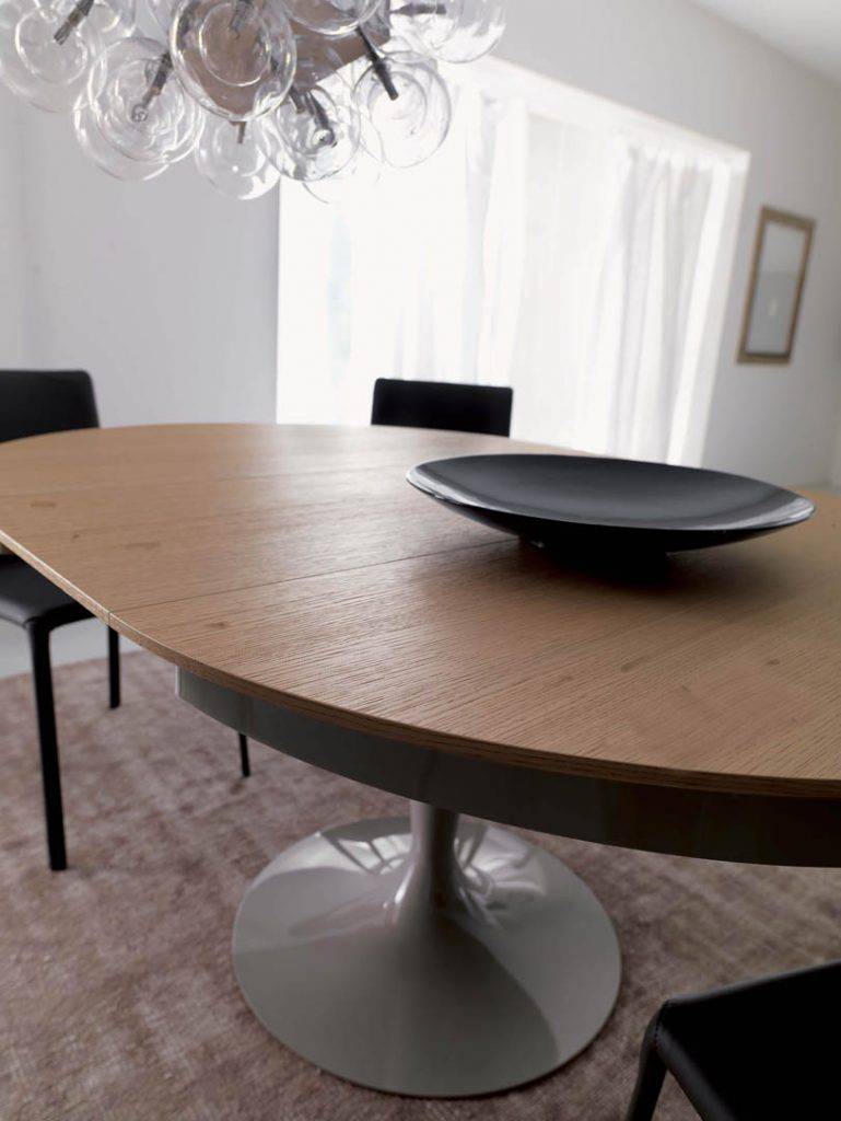 Eclipse Wood Round Extension Dining Table - Trade Source Furniture