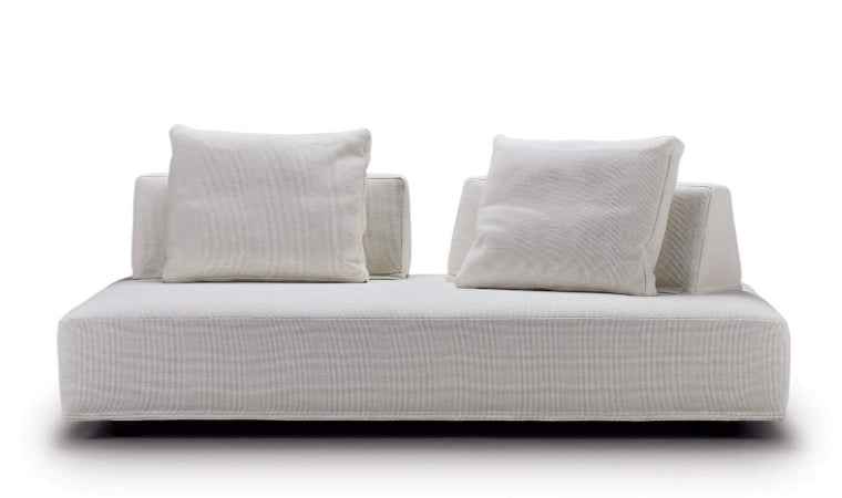 Eilersen Playground Sofa in white textured fabric, featuring clean lines and modular backrests for versatile arrangements.