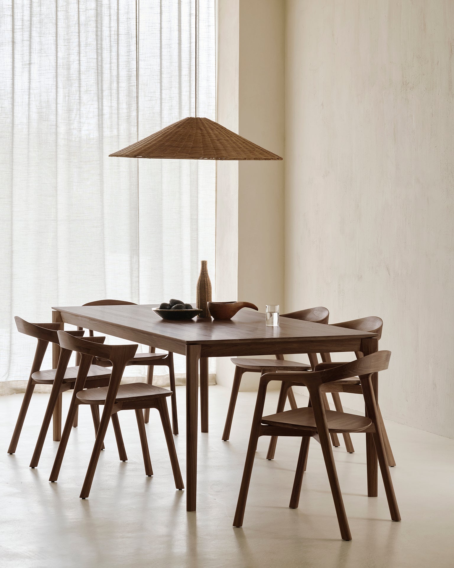 Engineered Wood vs Veneer vs Solid Wood Furniture