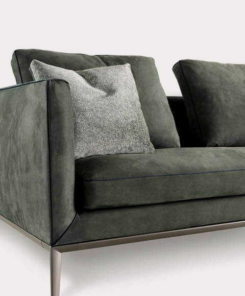 Byron Sofa by Art Nova