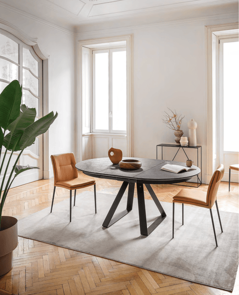 Atlante Extendable Round Dining Table - Calligaris