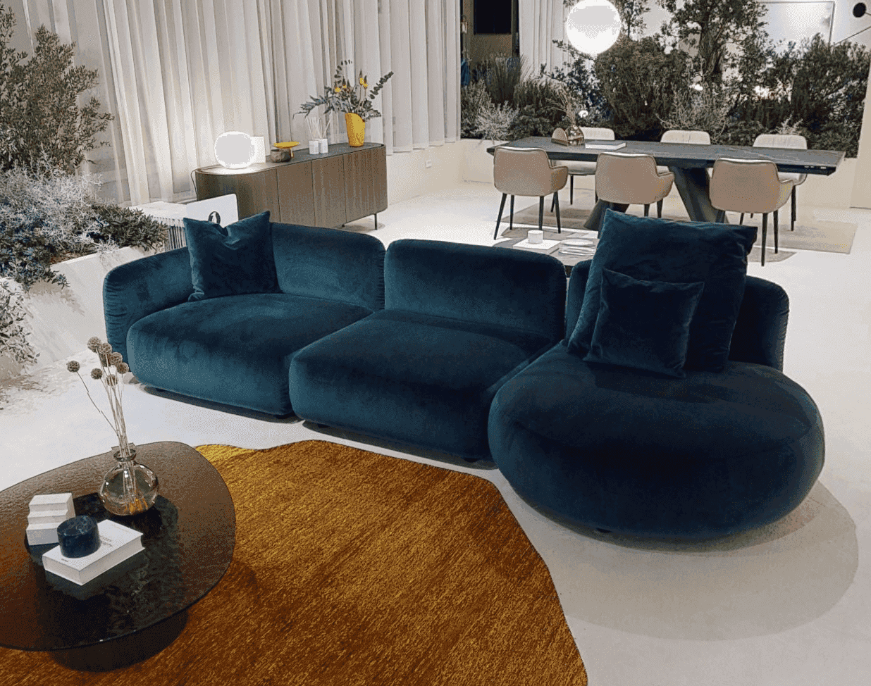 Ginza Sofa with Curved Backs and Round Chaise by Calligaris