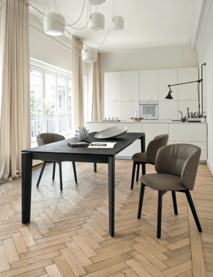 CS4149 Dogma Extending Table by Calligaris Italy